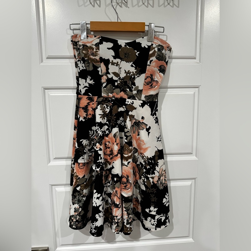 Eclipse Strapless Dress